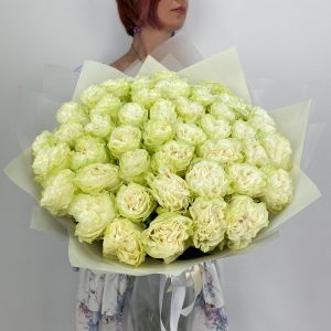 Эквадорские розы Мунстоун