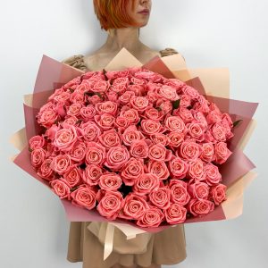 101 роза сорта Карина