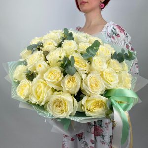 Эквадорские розы Кэндллайт 35 шт.