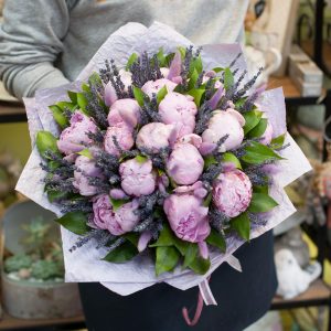 Пионовый прованс