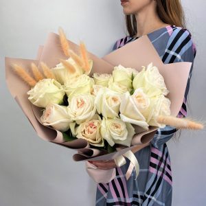 Ароматные розы Охара