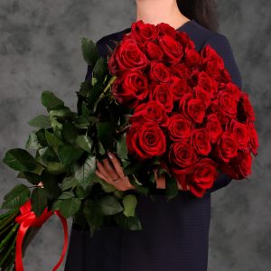 35 красных Эквадорских роз 100см