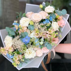 Очаровательная кокетка